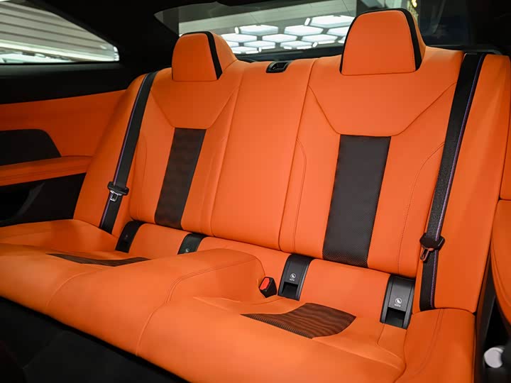 Фото 17 - BMW M4