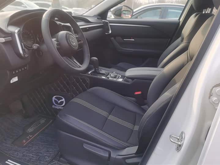 Фото 9 - Mazda CX-50