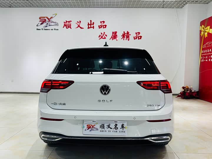 Фото 5 - Volkswagen Golf