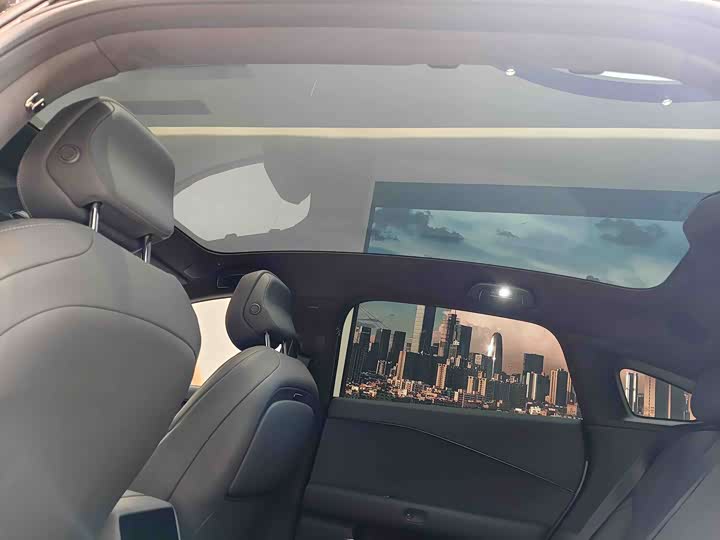 Фото 13 - XPeng F57