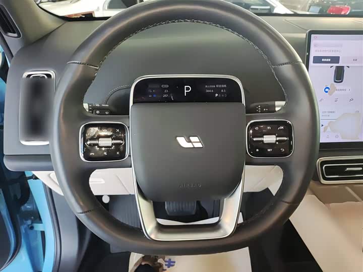 Фото 11 - LiXiang L8