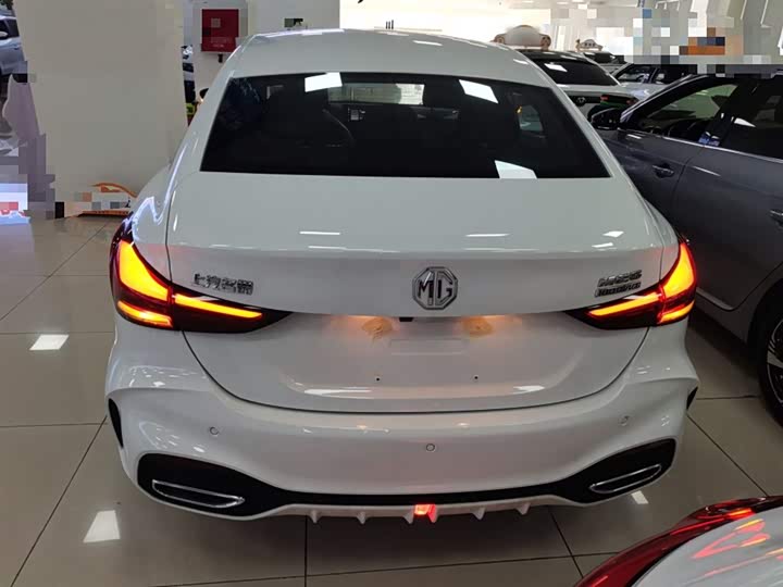 Фото 6 - MG Motor 5