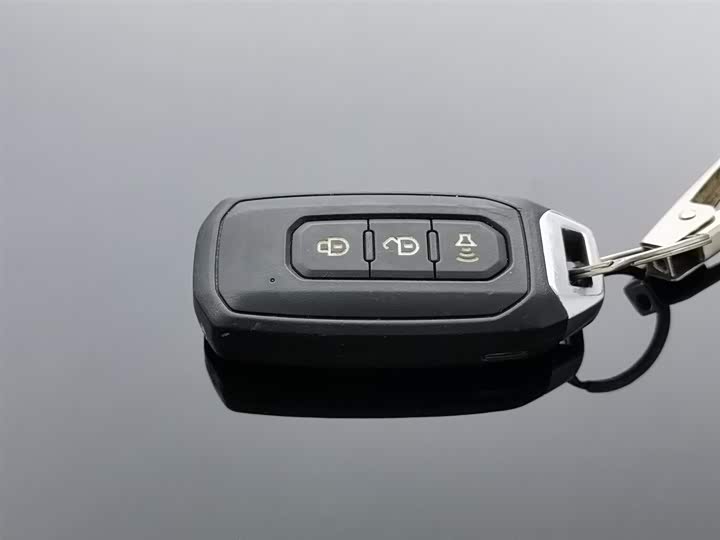 Фото 19 - Ford Ranger