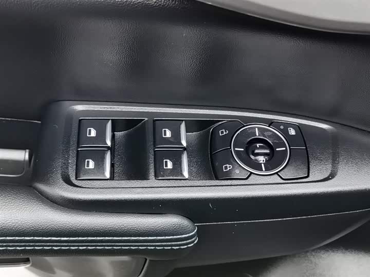 Фото 9 - Ford Ranger