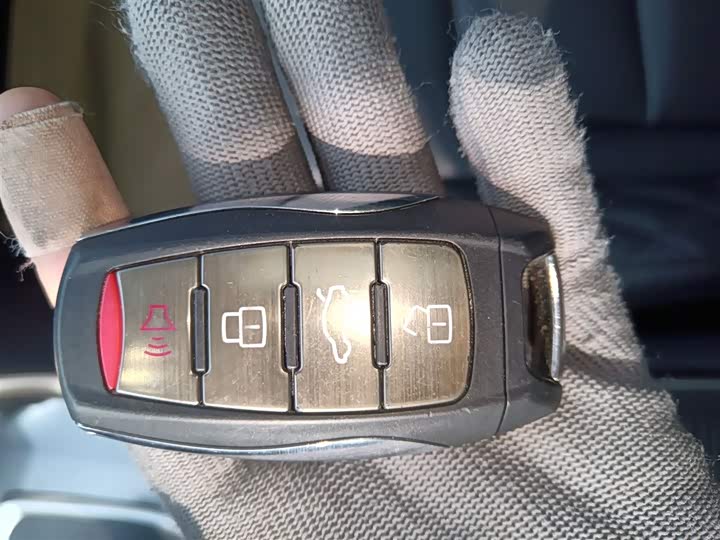 Фото 9 - Haval H6