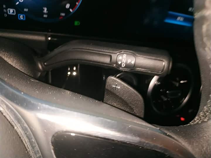 Фото 14 - Mercedes-Benz GLA-Class