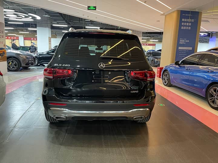 Фото 19 - Mercedes-Benz GLB-Class