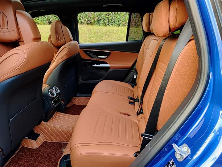 Фото 8 - Mercedes-Benz GLC-Class