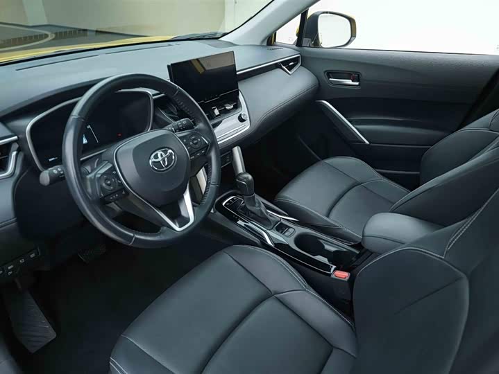 Фото 10 - Toyota Frontlander