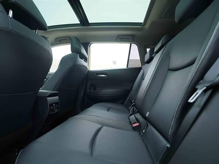 Фото 21 - Toyota Frontlander