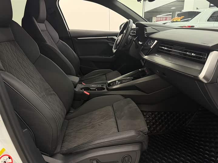 Фото 12 - Audi A3