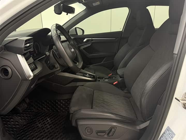 Фото 8 - Audi A3