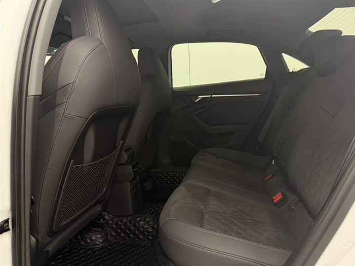 Фото 9 - Audi A3