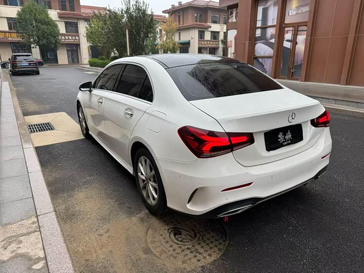 Фото 5 - Mercedes-Benz A-Class