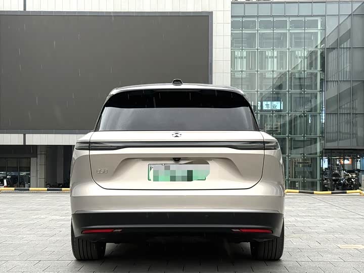 Фото 8 - Nio ES8