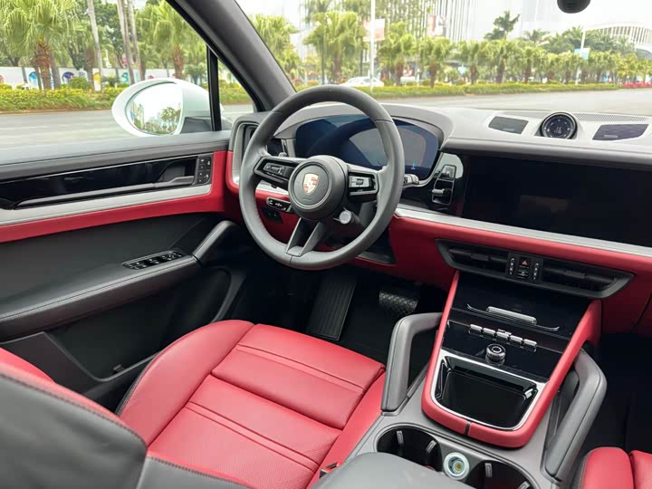 Фото 9 - Porsche Cayenne