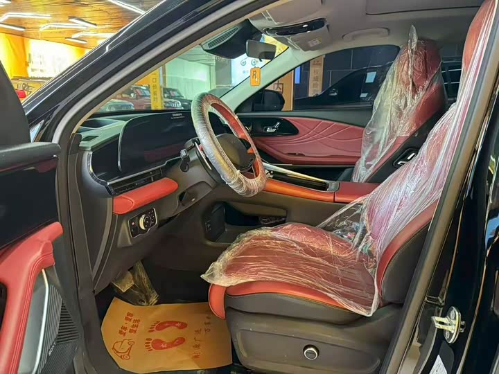 Фото 4 - Exeed RX