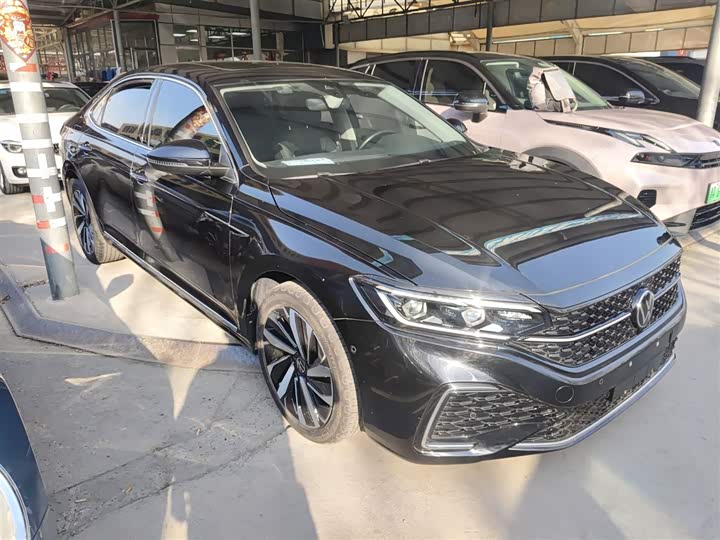 Фото 4 - Volkswagen Passat