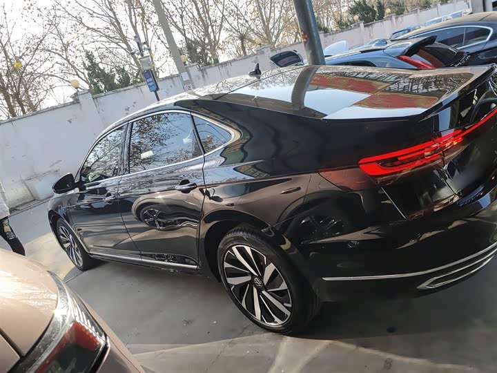 Фото 5 - Volkswagen Passat