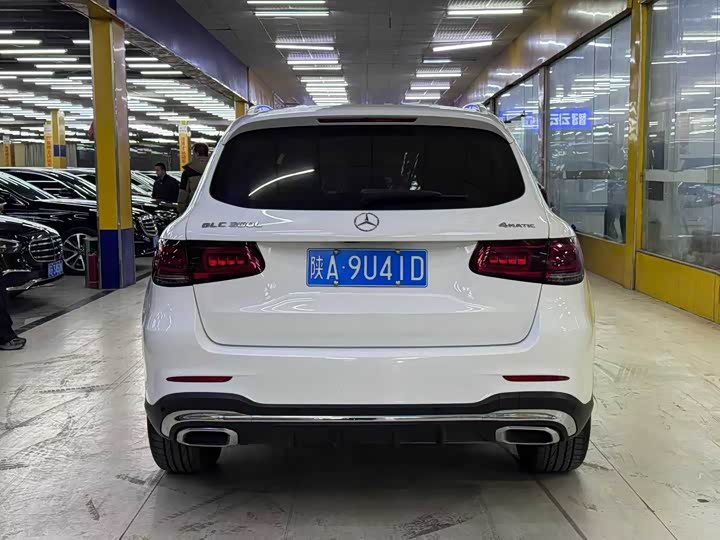 Фото 8 - Mercedes-Benz GLC-Class