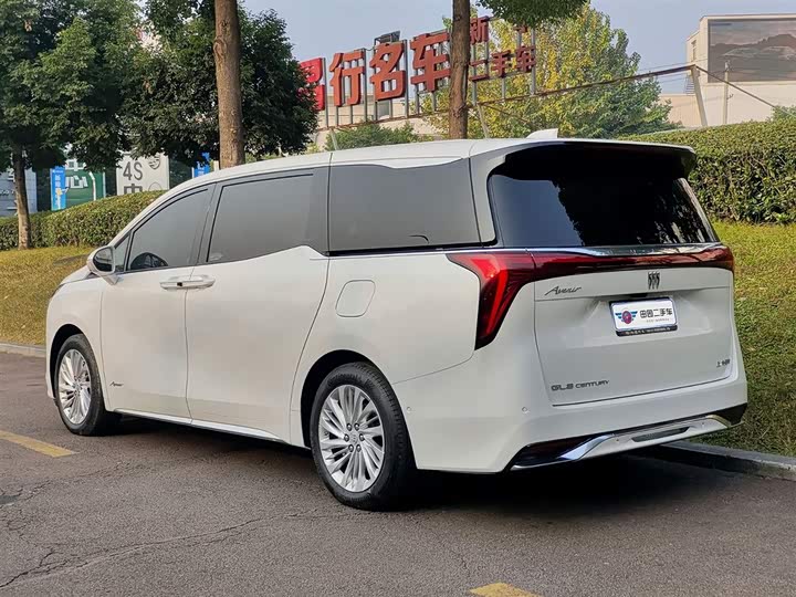 Фото 4 - Buick GL8 Century