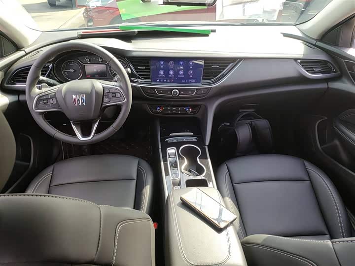 Фото 12 - Buick Regal