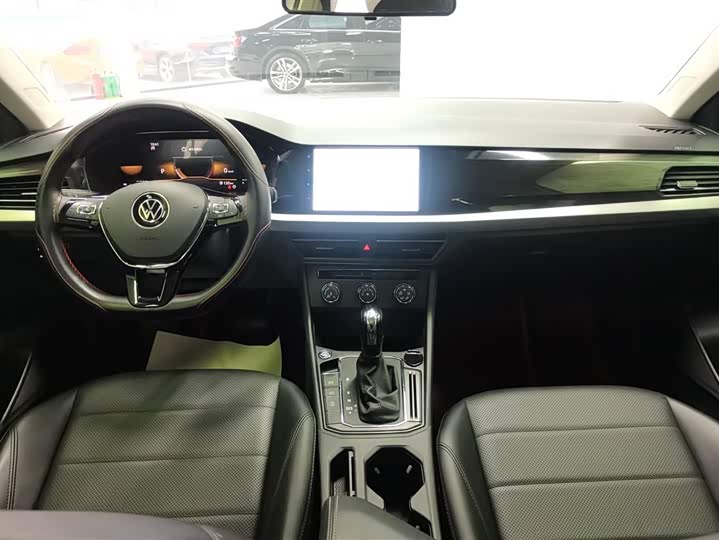 Фото 12 - Volkswagen Lavida