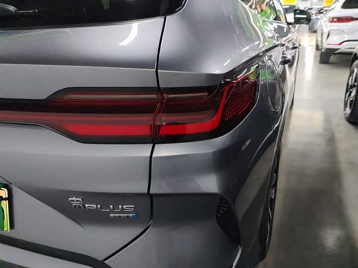 Фото 8 - BYD Song Plus Hybrid/EV