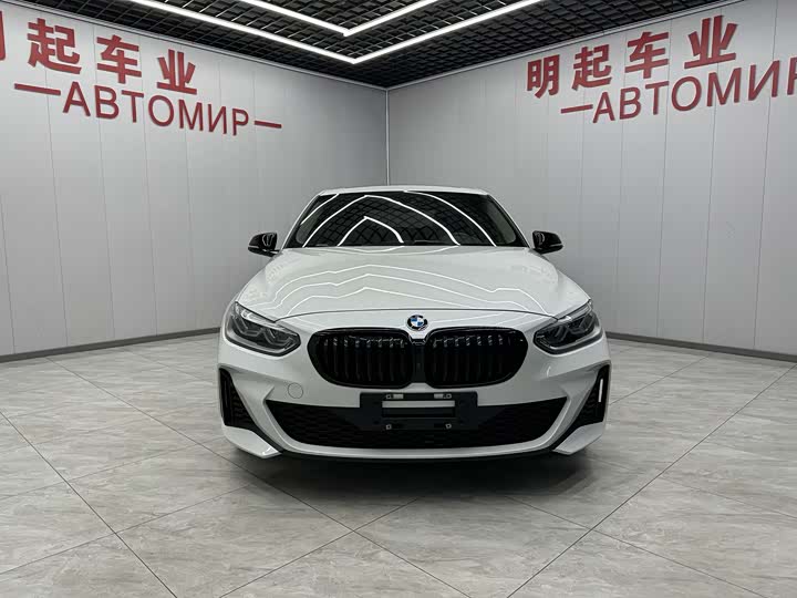 Фото 3 - BMW 1 Series