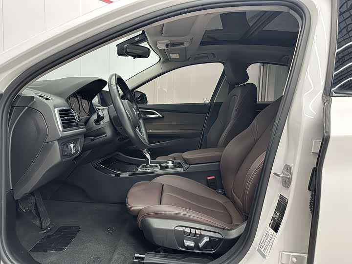 Фото 4 - BMW 1 Series