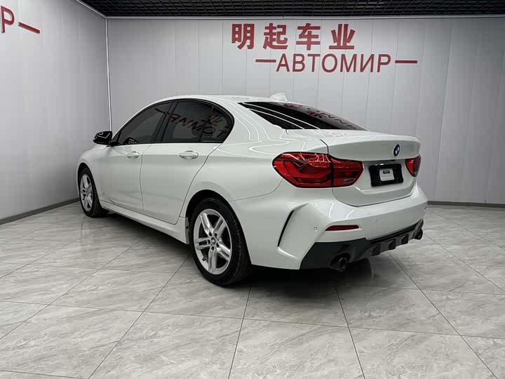 Фото 8 - BMW 1 Series