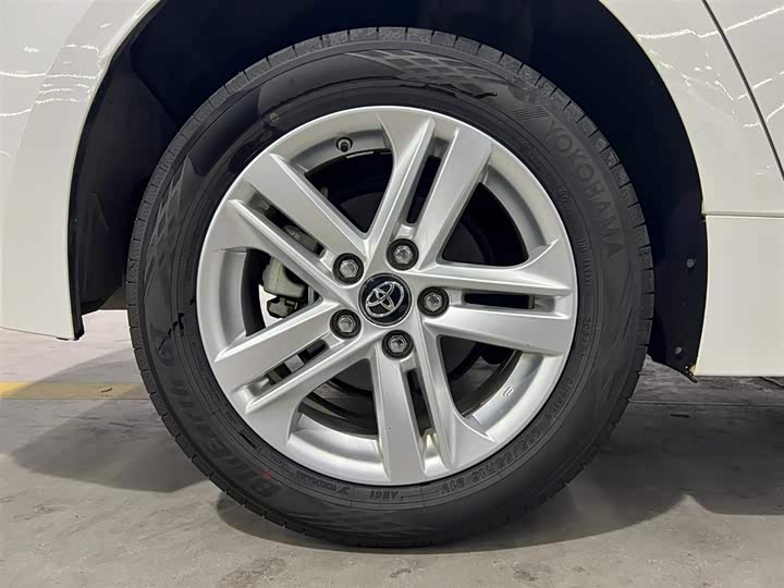 Фото 18 - Toyota Levin