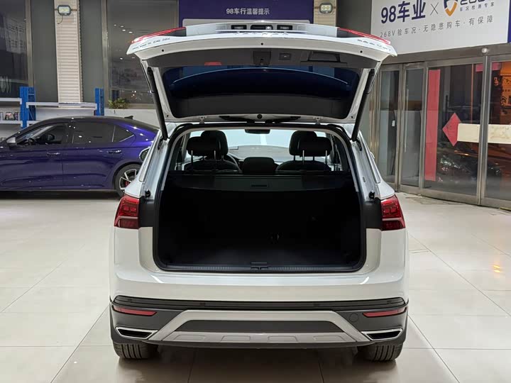 Фото 24 - Volkswagen Tayron