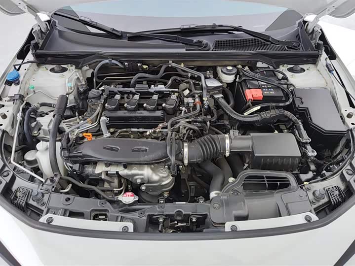 Фото 10 - Honda Civic