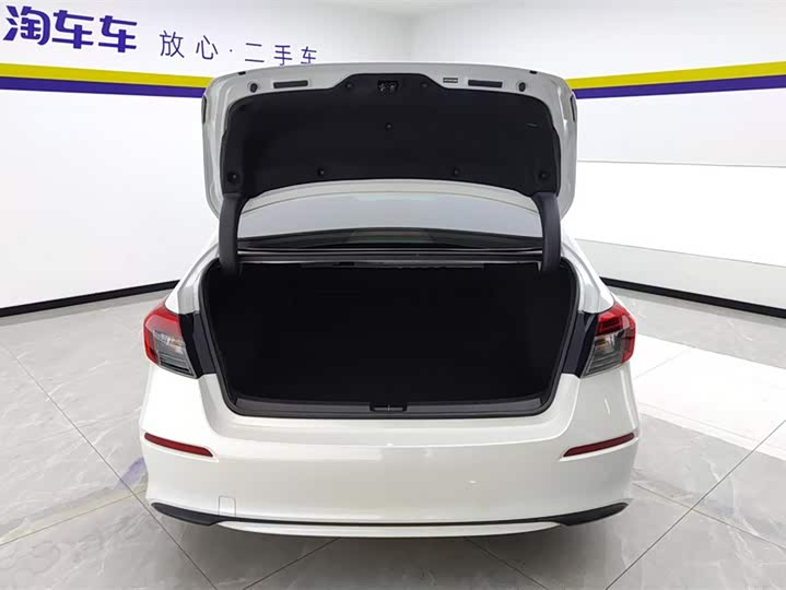 Фото 4 - Honda Civic