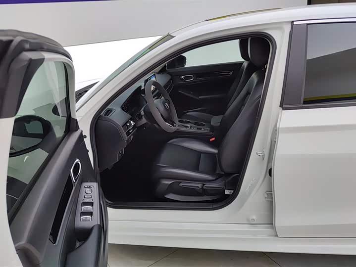 Фото 9 - Honda Civic