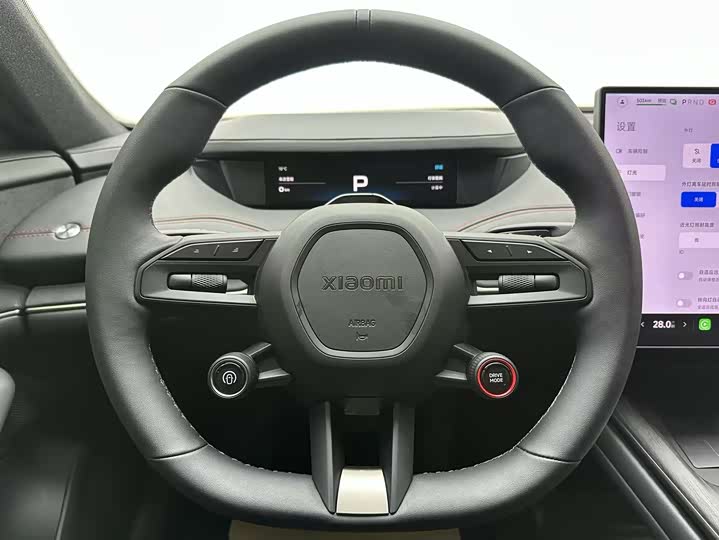 Фото 10 - Xiaomi SU7