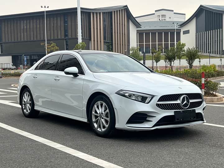 Фото 3 - Mercedes-Benz A-Class