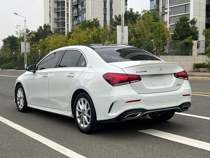 Фото 7 - Mercedes-Benz A-Class