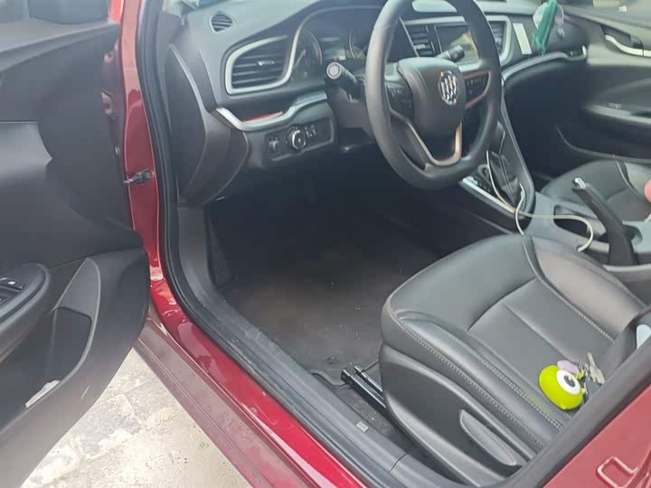 Фото 14 - Buick Excelle GT