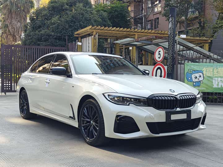 Фото 4 - BMW 3 Series