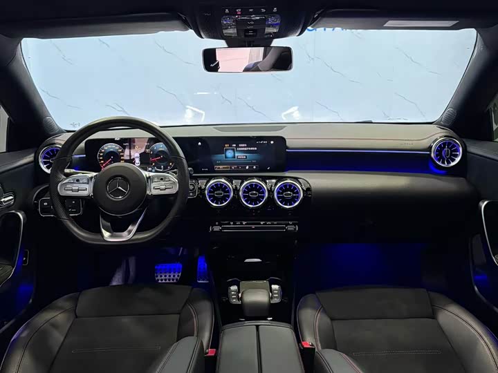 Фото 6 - Mercedes-Benz CLA-Class