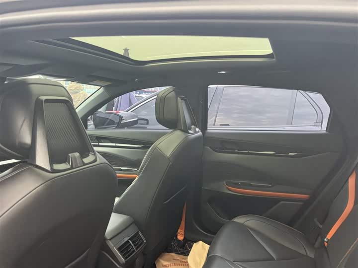 Фото 26 - Changan UNI-V