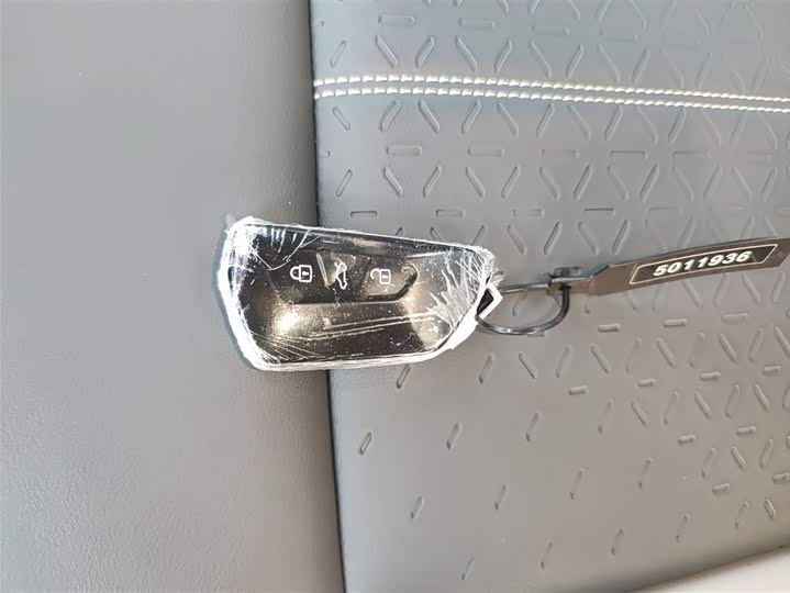 Фото 9 - Volkswagen ID.4 Crozz