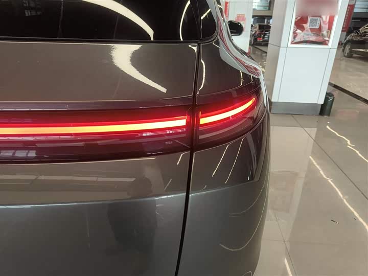 Фото 8 - LiXiang L7