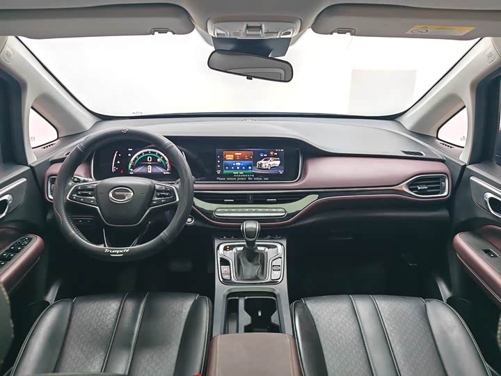 Фото 16 - GAC Trumpchi M6