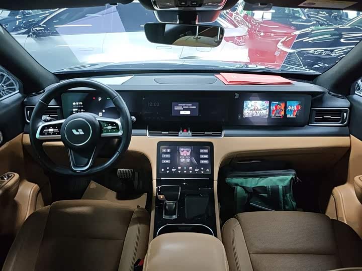 Фото 12 - LiXiang One