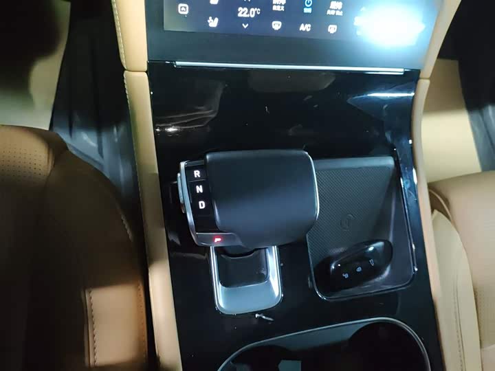 Фото 6 - LiXiang One