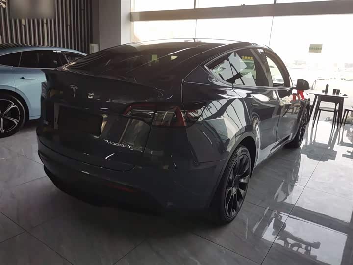 Фото 7 - Tesla Model Y