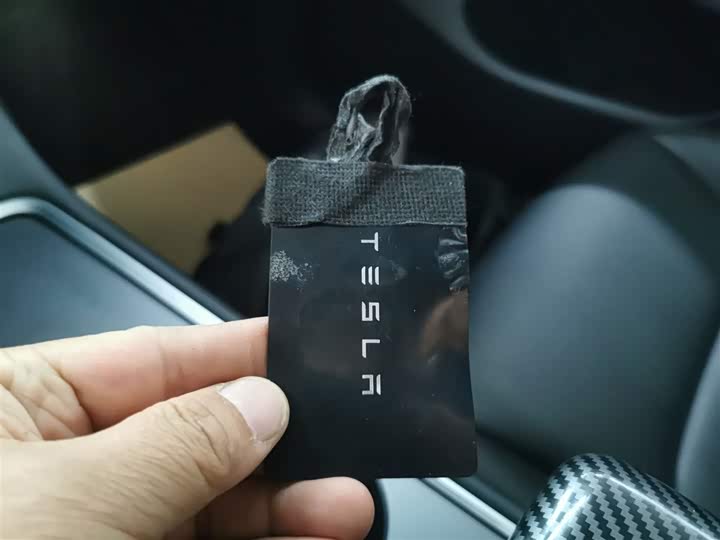 Фото 9 - Tesla Model Y